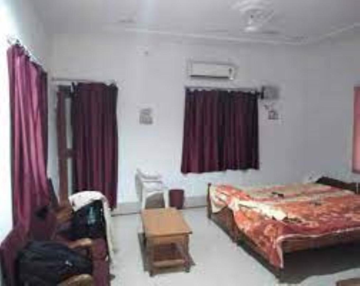 Hotel Circuit House,Cuttack Esterno foto